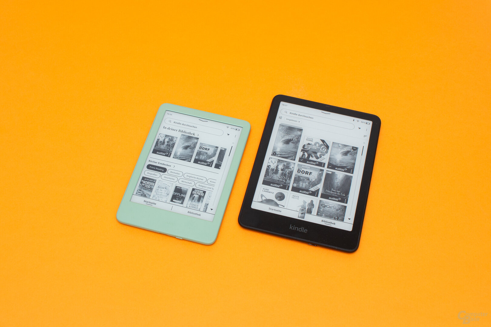 El Kindle (izquierda) y su hermano mayor, el Kindle Paperwhite (derecha)