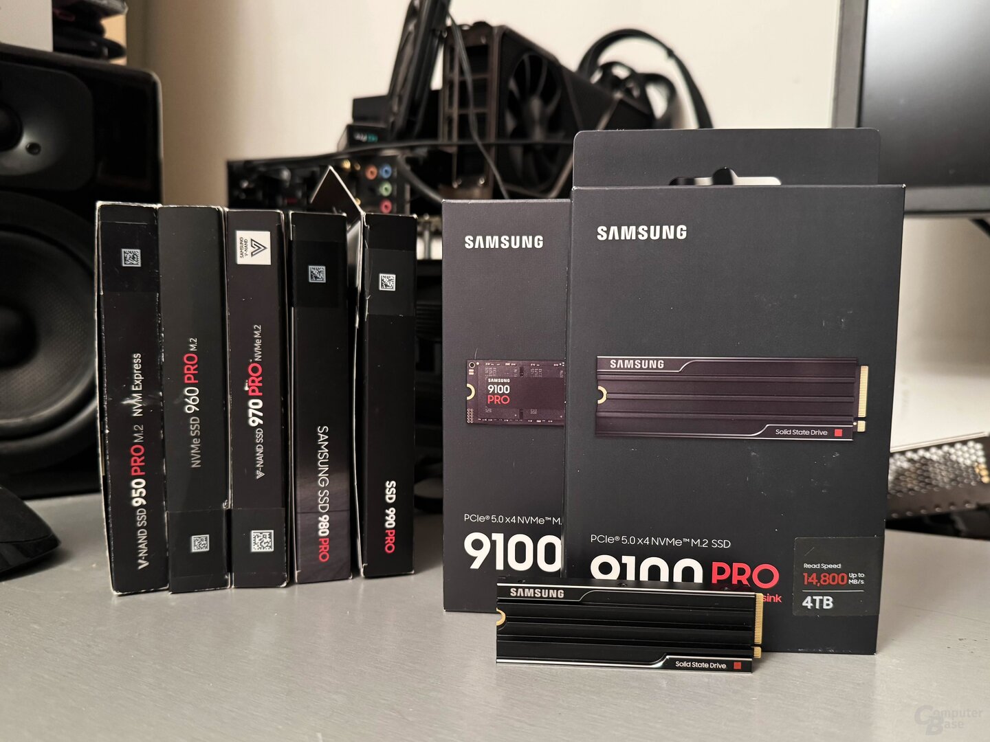 Model of the new SAMSUNG 9100 Pro SSD with the five predecessors from the editorial team