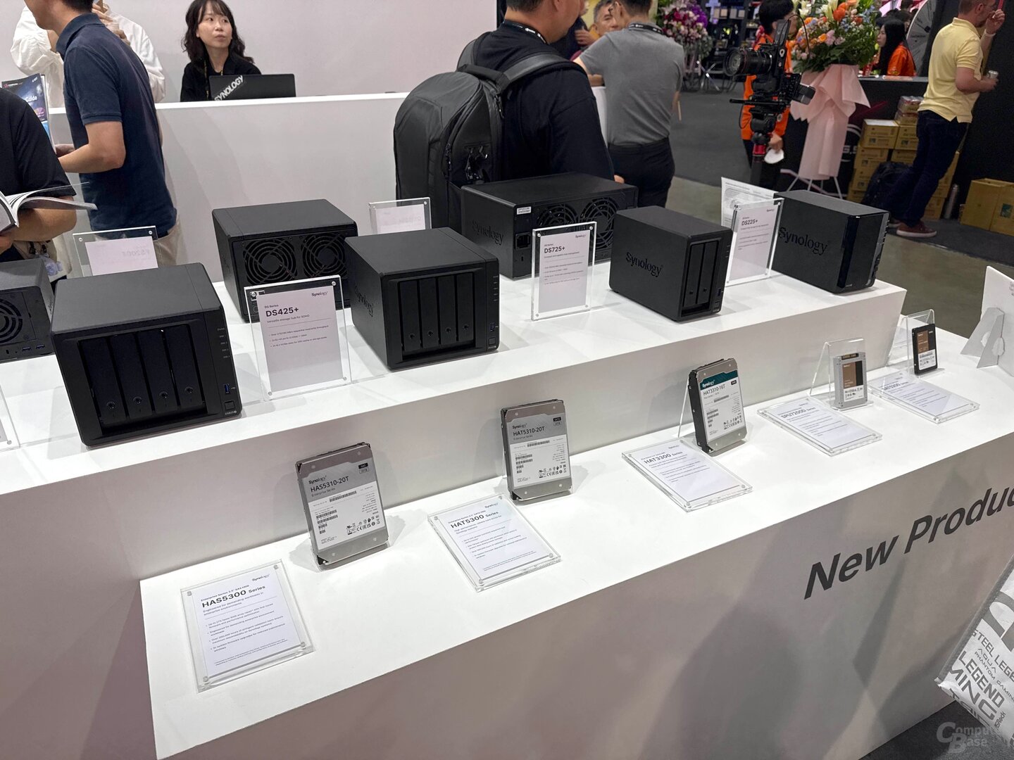 Synology NAS-system och hårddiskar på Computex 2025