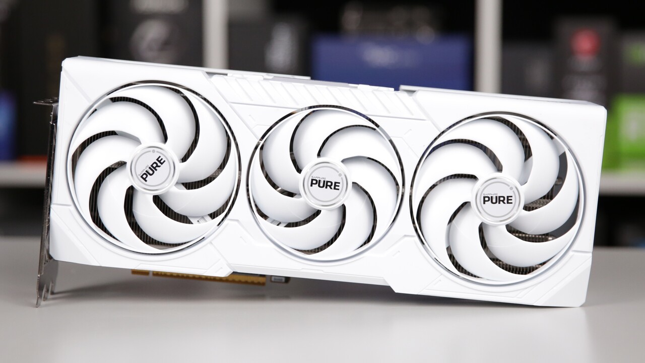 RADEON RX 9070 GRE: Premiers repères pour la plus petite carte graphique de l'ADNrA-4