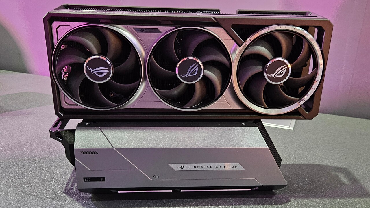 ROG XG Station 3 avec TB5: ASUS fabrique des cartes graphiques de bureau via PSU Sockel à Egpus